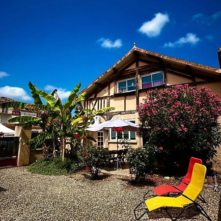 Villecomtal-Sur-Arros Meuble 3 Etoiles Dans Un Petit Village Du Gers מראה חיצוני תמונה