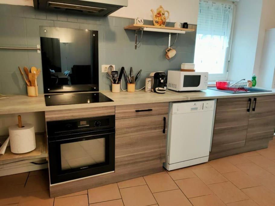 Villecomtal-Sur-Arros Meuble 3 Etoiles Dans Un Petit Village Du Gers מראה חיצוני תמונה